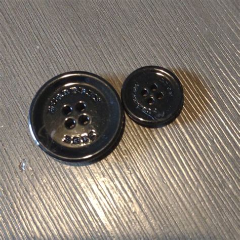 burberry packaging|burberry replacement buttons.